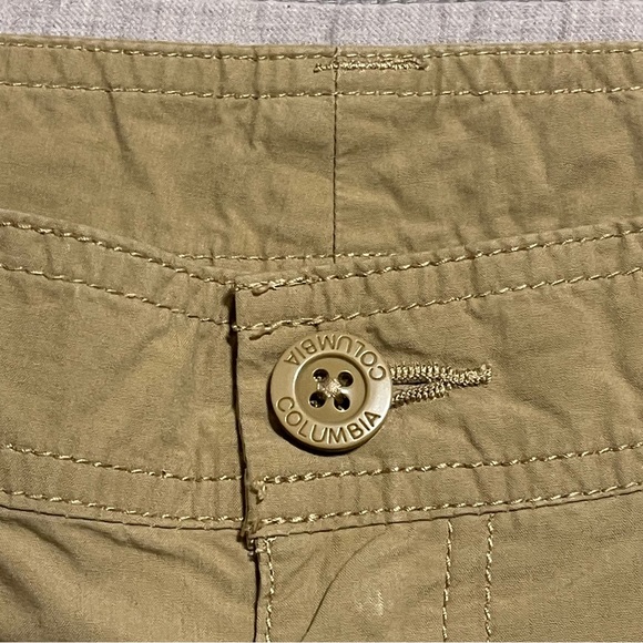 Columbia Men's Trail Shorts XM4805 Beige Flat Front 10" Mid Rise Size 34 - Picture 2 of 12